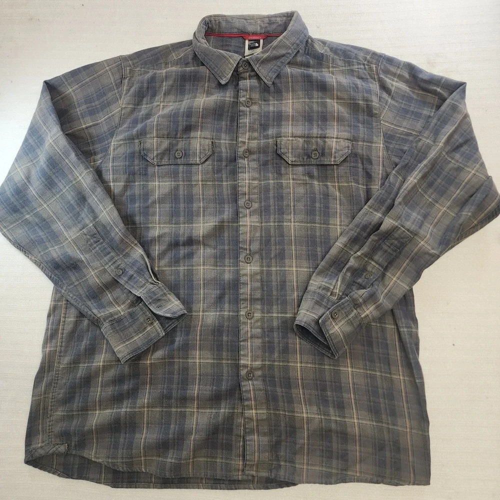 The North Face Mens Large Blue Tan‎ Plaid Cotton Blend Flannel Shirt 695